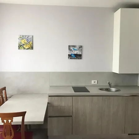 Girasole לינה וארוחת בוקר 2*